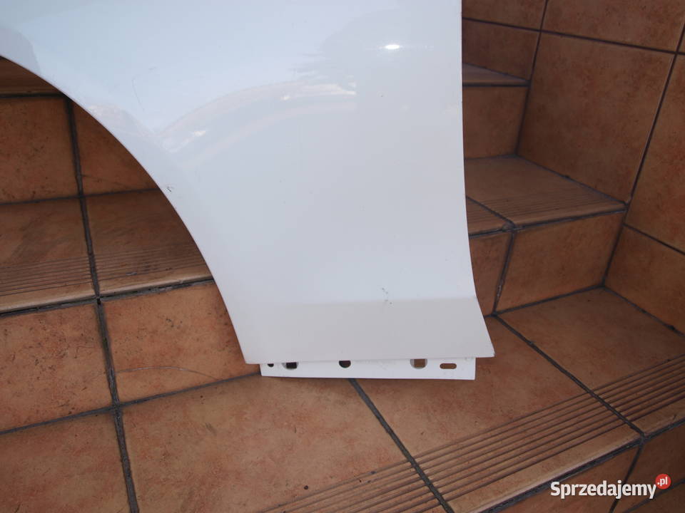 Mercedes C klasa A205 W205 błotnik lewy przód Kalisz