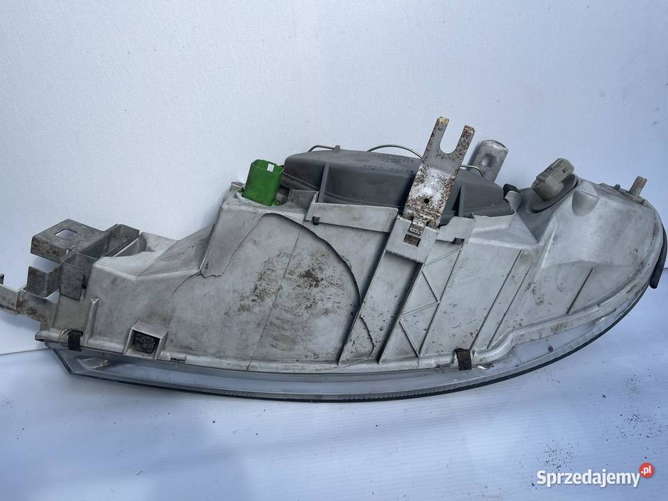 FORD MONDEO MK2 PRAWA LAMPA PRZÓD Ostroróg