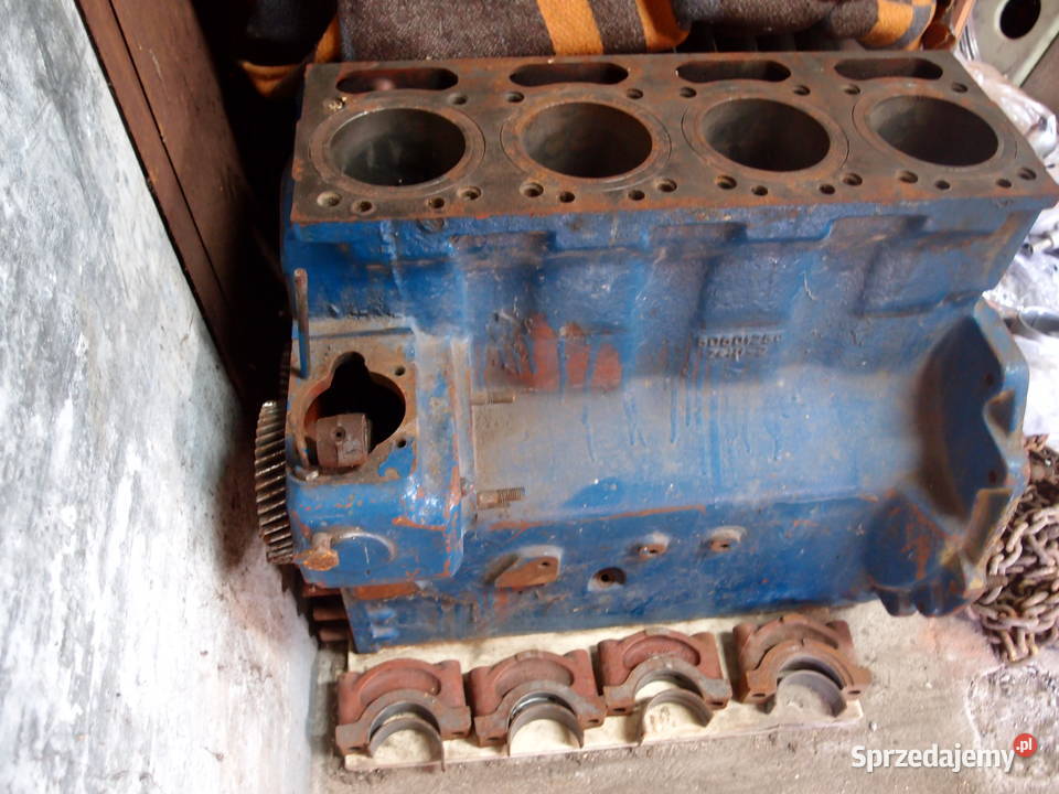 Oryginalny Blok kadłub ursusa C355 silnik S4002 łódzkie Łódź