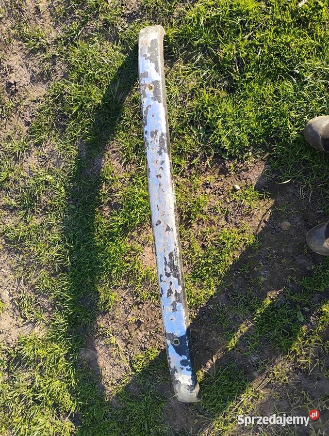 SPRZEDAM ZDERZAK FIAT 126P osobowe Zderzaki Dobre Miasto