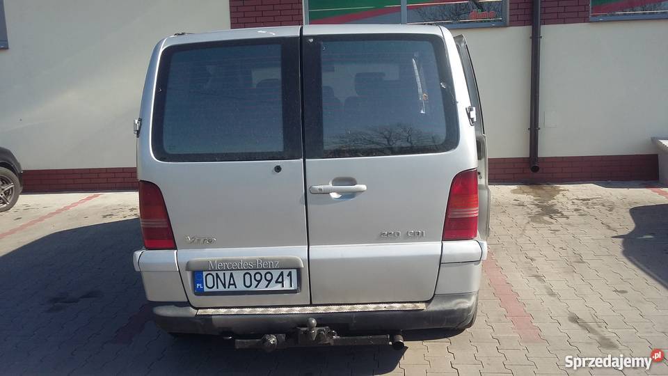 Sprzedam Mercedes Benz Vito 8 osobowy Siemysłów