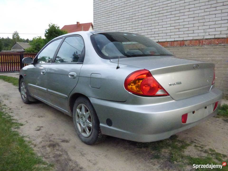 Kia spectra 2001