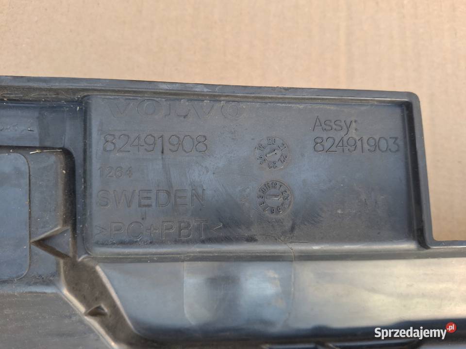 VOLVO FH5 GRILL ATRAPA CHŁODNICY MASKA 82491908 lubuskie Bieleń