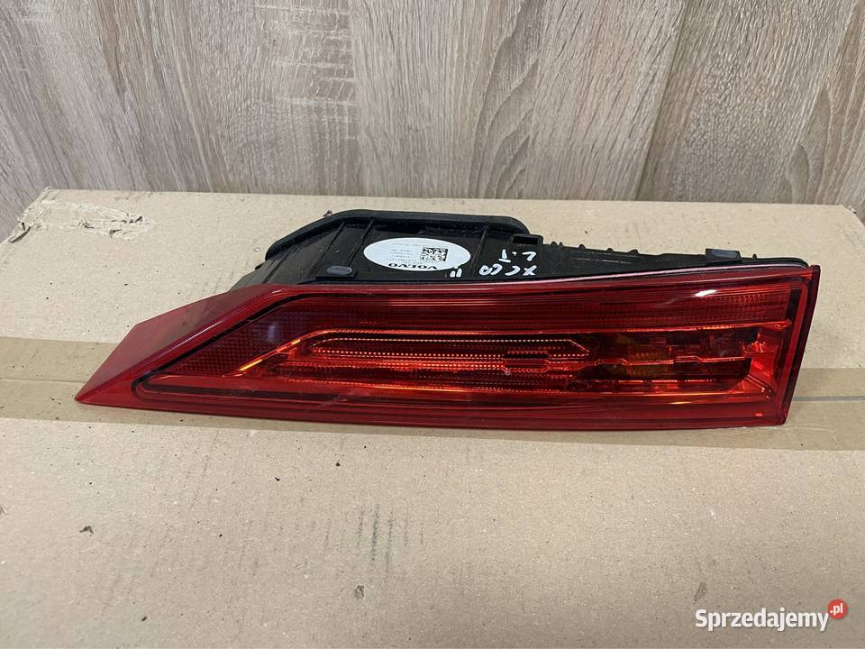Volvo Xc60 II lampa tul w klapę lewa 31446617 osobowe Kozubszczyzna