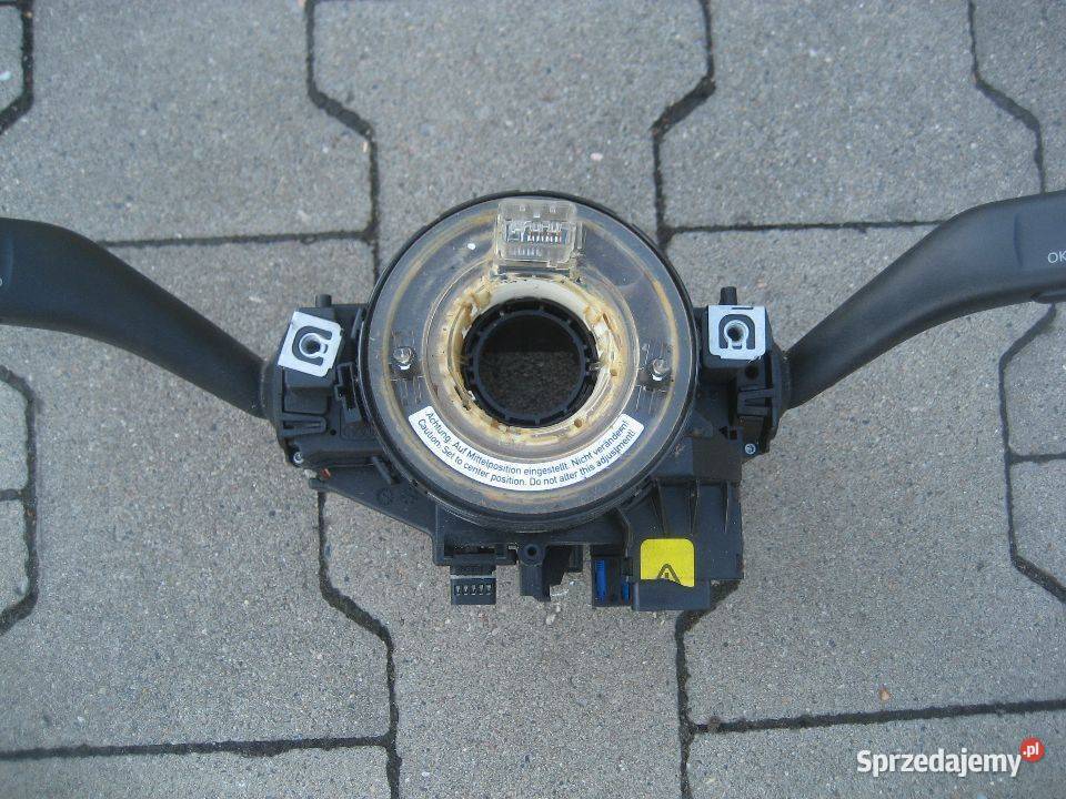 skoda octavia ii 2 przełączniki kierunkowskazów osobowe Rakoniewice