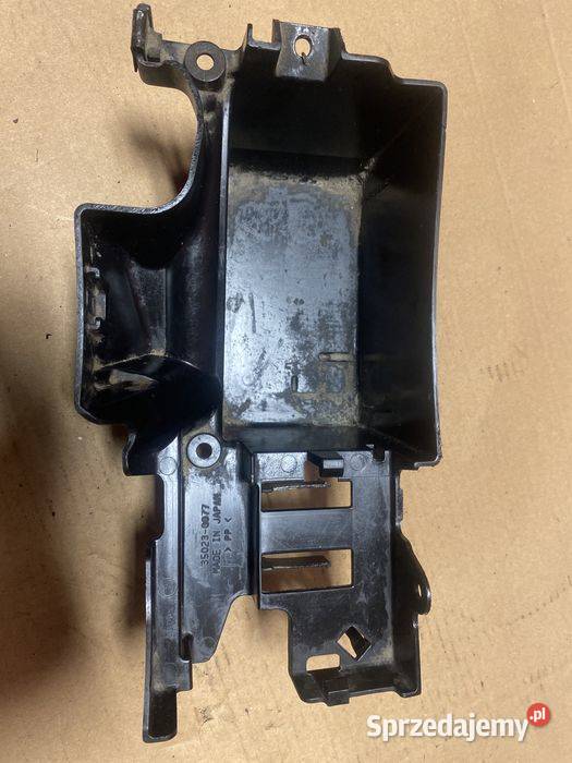 Kawasaki ER 6 N 0607r oslona obudowa akumulatora Poznań