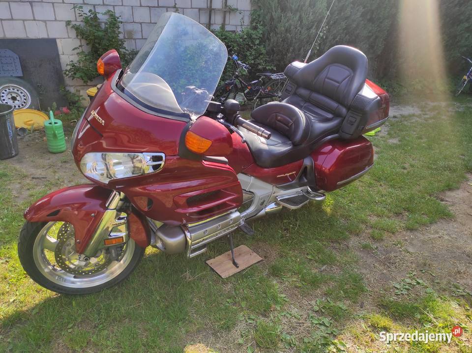 Honda GL 1800 Gold Wing nieuszkodzony lubelskie Janów Lubelski