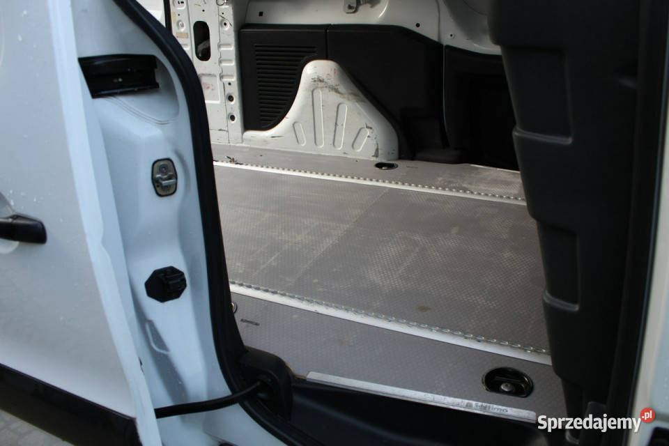Peugeot Partner II HDI Grip Control Long Zadbany biały Lubań