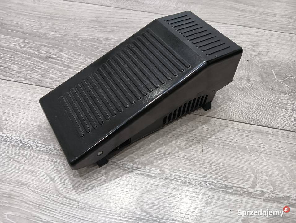 pedał maszyna do szycia łucznik tur 2 stopka Wałbrzych