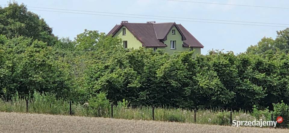 Budynek mieszkalny wielofunkcyjny na 2 ha sprzedam