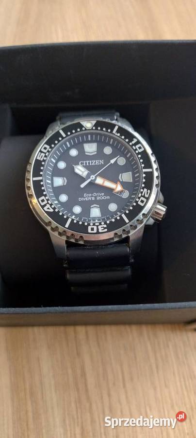 Zegarek CITIZEN ECODRIVE DIVERS 200 m