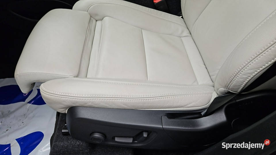 Volvo XC 40 B4 Plus Dark aut Z Polskiego Salonu czujnik zmierzchu XC 40 Warszawa