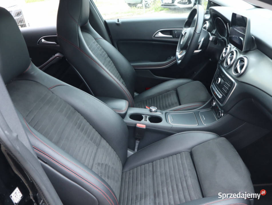 Mercedes CLA 200 Łódź
