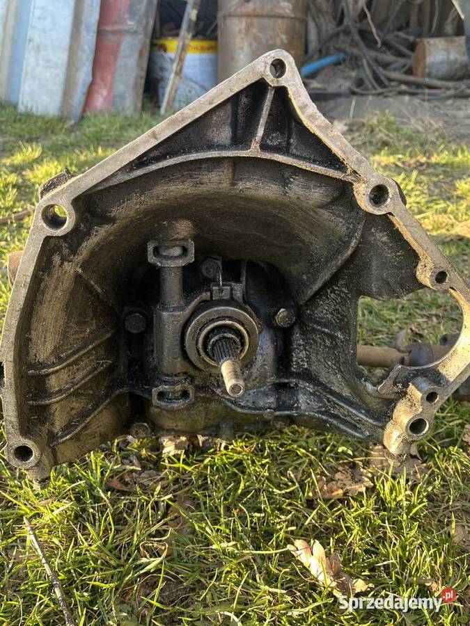 Skrzynia biegów Fiat 126p podkarpackie Pogwizdów