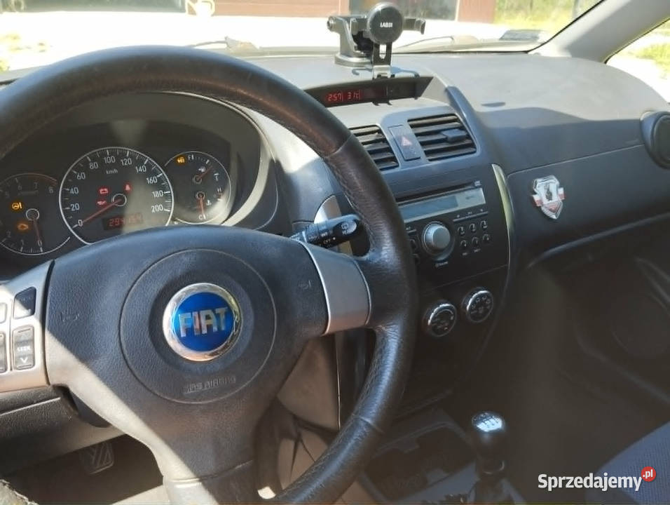 Fiat Sedici 16 B Babica