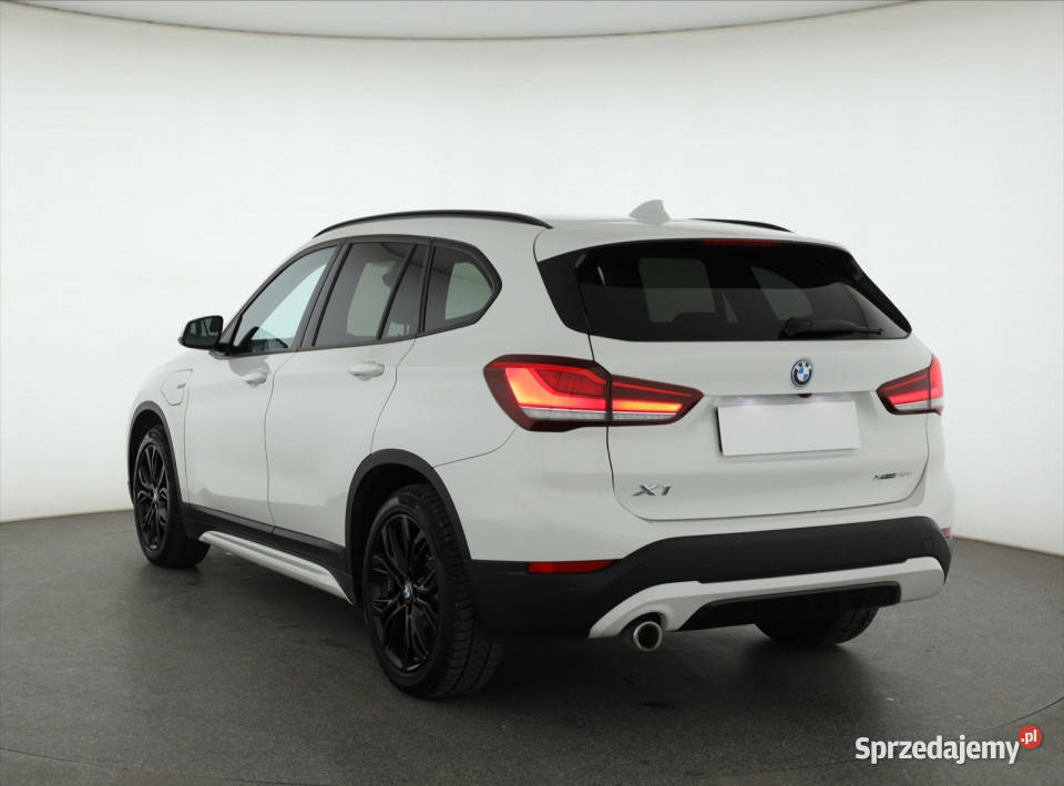 BMW X1 xDrive25e czujnik parkowania