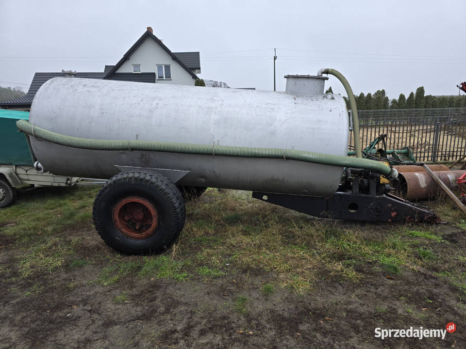 Wóz asenizacyjny 7 000 L Drężewo sprzedam