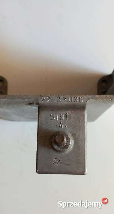 Nowa podstawa akumulatora MZ TS 250DDR