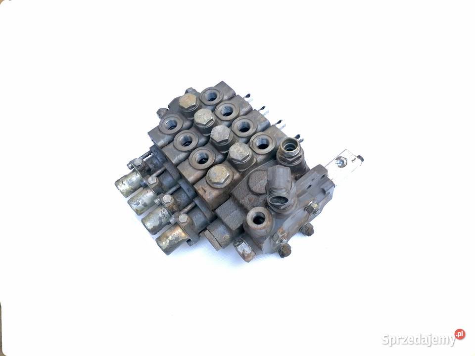 Rozdzielacz hydrauliki Renault 110 54 120 54 133 Zajęczniki