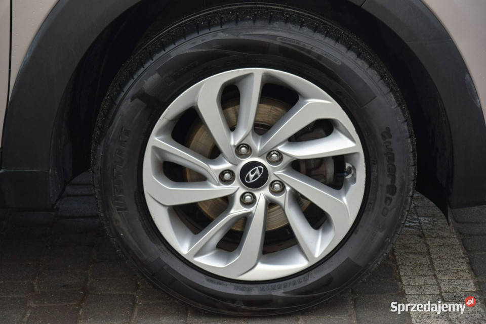 Hyundai Tucson 17D Automat Navi Kamera 2017r 137 nieuszkodzony Majdan Sieniawski
