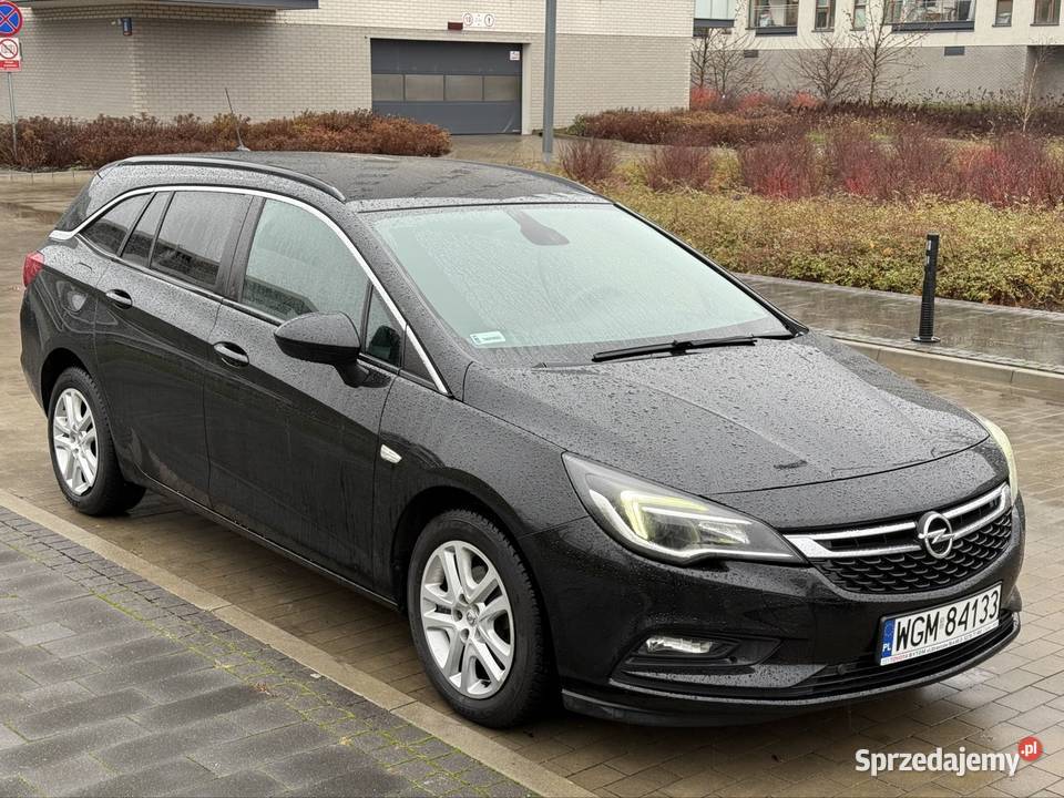 Sprzedam Opel Astra K stan Astra