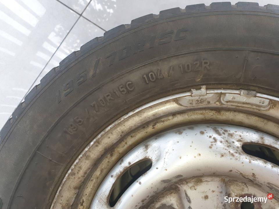 Felga stalowa Ford 55Jx15 Opona Goodyear Cargo warmińsko-mazurskie