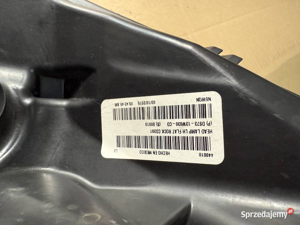 Ford Fusion 2016 USA lampa przednia lewa