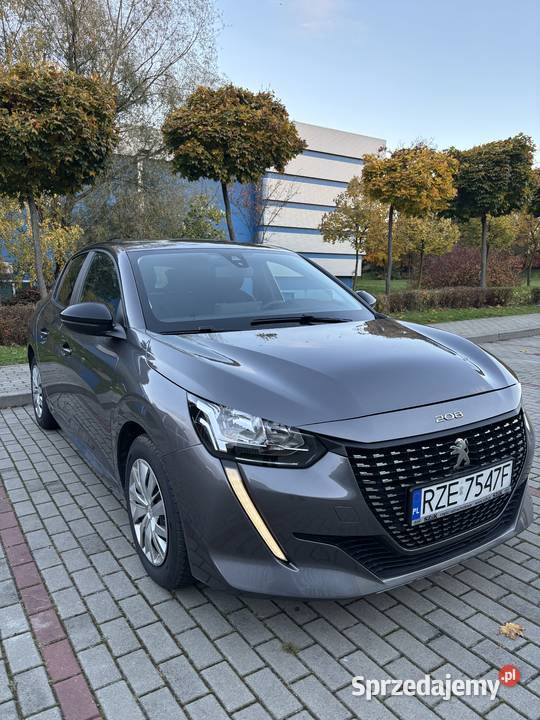 Peugeot 208 2023 12 benzyna 75 ASO Rzeszów