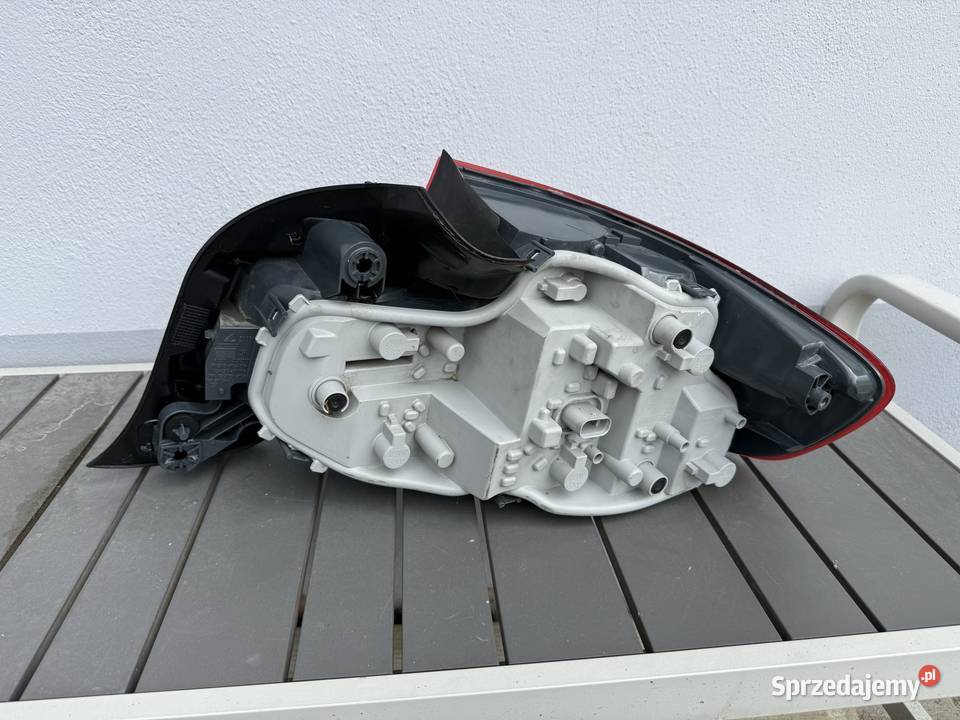 Lampa lewa tylna BMW F22 USA oryginał 7295427
