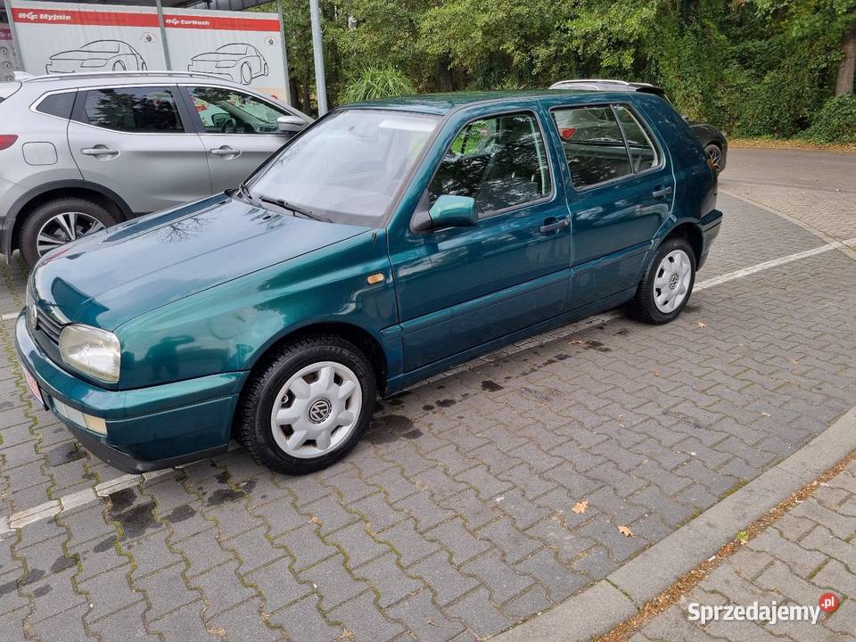 Vw golf 18 BENZYNA KLIMATRONIK 197 Golf Słubice sprzedam