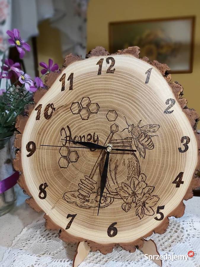 Zegary na plastrze akacji Dobrzechów