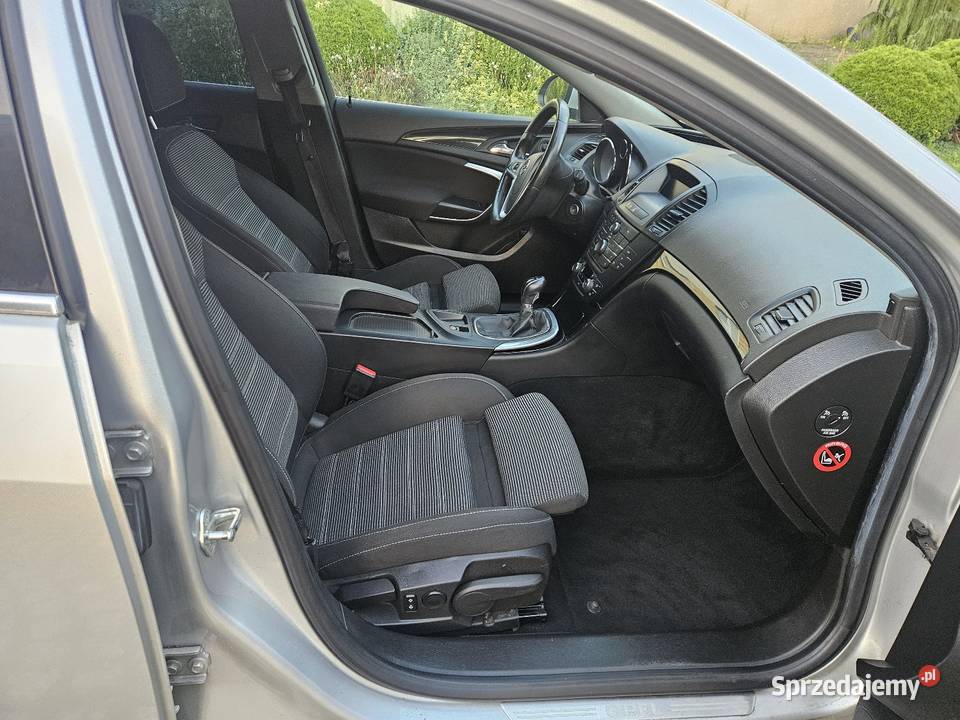 Opel Insignia 2010r 28 V6 LPG Ksenony Ryglice