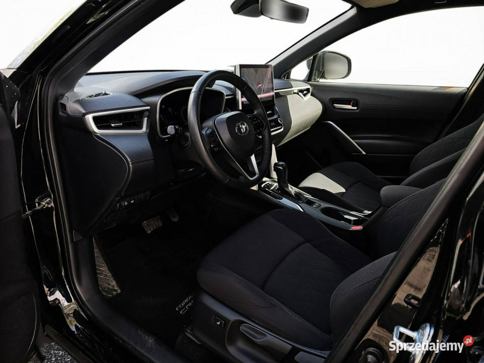 Toyota Corolla Cross 20 Hybrid 197 COMFORT salon automatyczna Warszawa