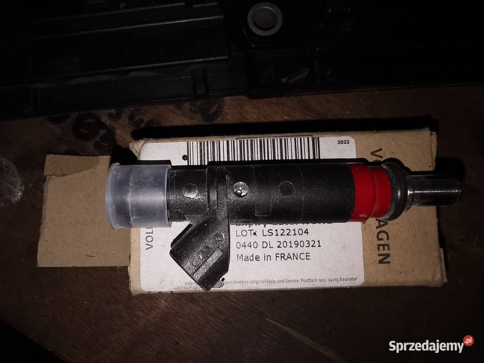 Nowy oryginalny wtryskiwacz VWSKODASEATAUDI 03D Luzino