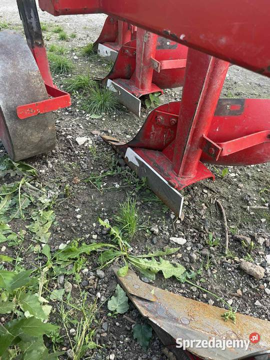 pług 4 skibowy zagonowy nieuszkodzony Pługi Jędrzejów sprzedam