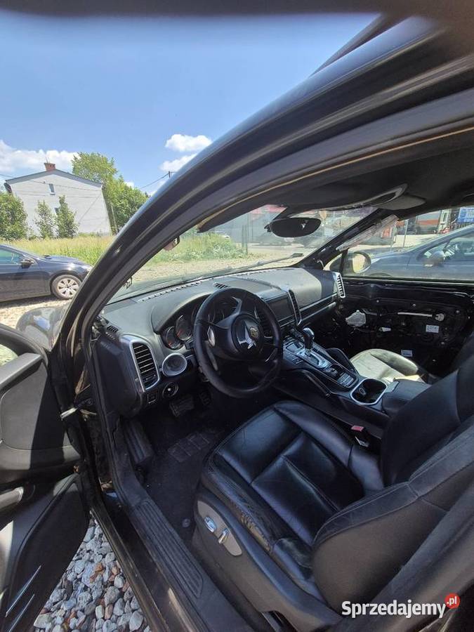 Porsche Cayenne Rok produkcji 2011