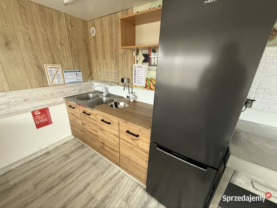 Food Truck Reno Master 25D Gotowy do pracy z manualna Szprotawa