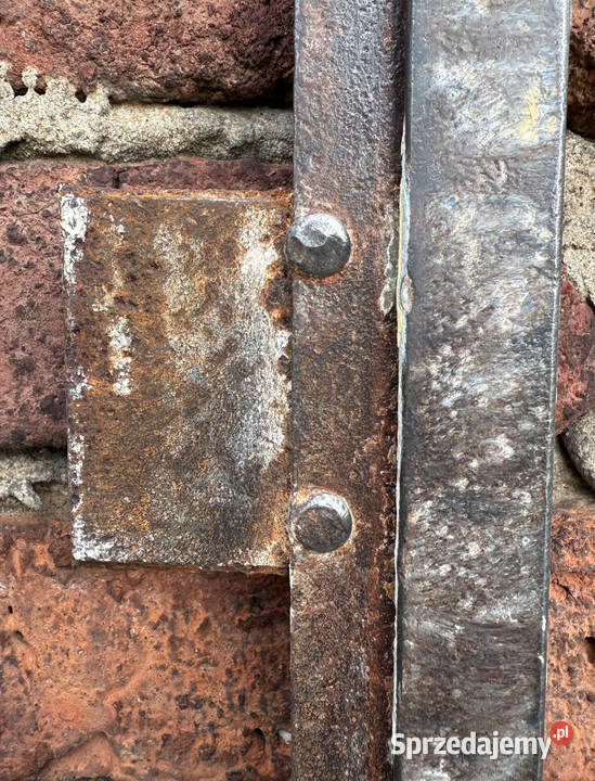 PIĘKNE STARE OKNO METALOWE 132 X 102 UCHYLNE Bielawa