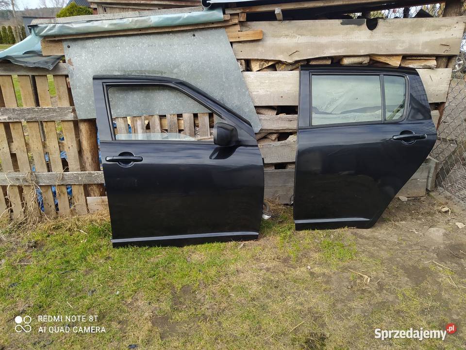 Drzwi Suzuki KOLOR ZCE osobowe Chromin sprzedam