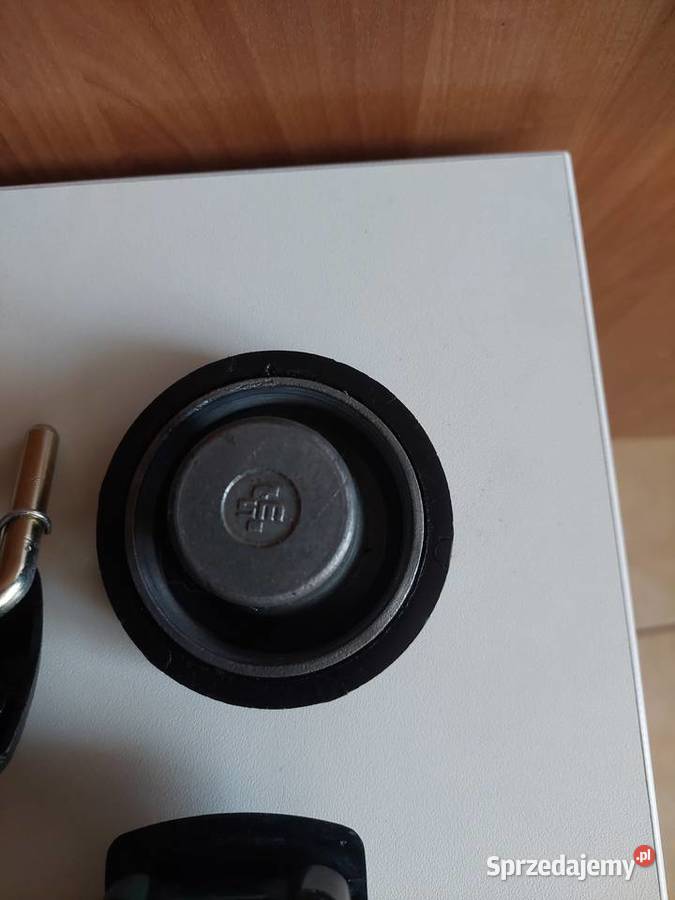 Klamki zamki drzwi komplet fiat 126p ST FL Klamki