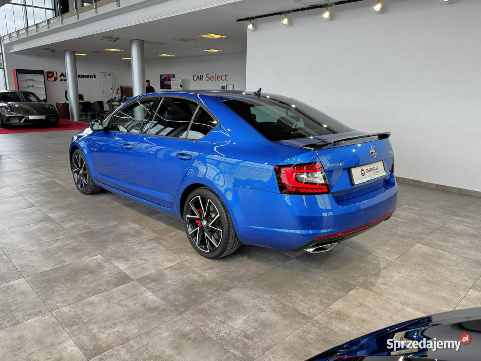 koda Octavia RS 20TSI 245 DSG 2019 r salon fa klimatyzacja