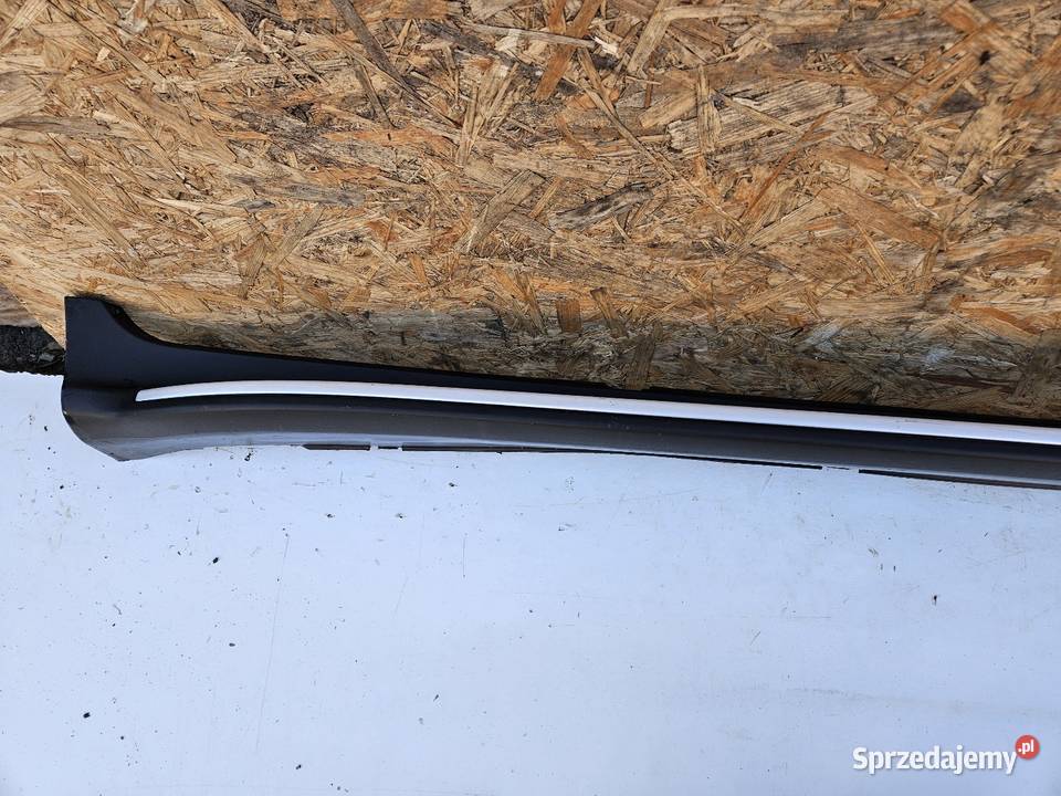 MERCEDES GLC W253 AMG LISTWA PROGOWA PRAWA PRÓG Listwy i nakładki