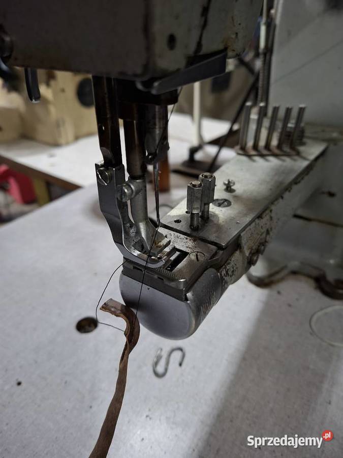 Maszyna szwalnicza Lamowacz Adler 069892 Produkcja Ostrowiec Świętokrzyski