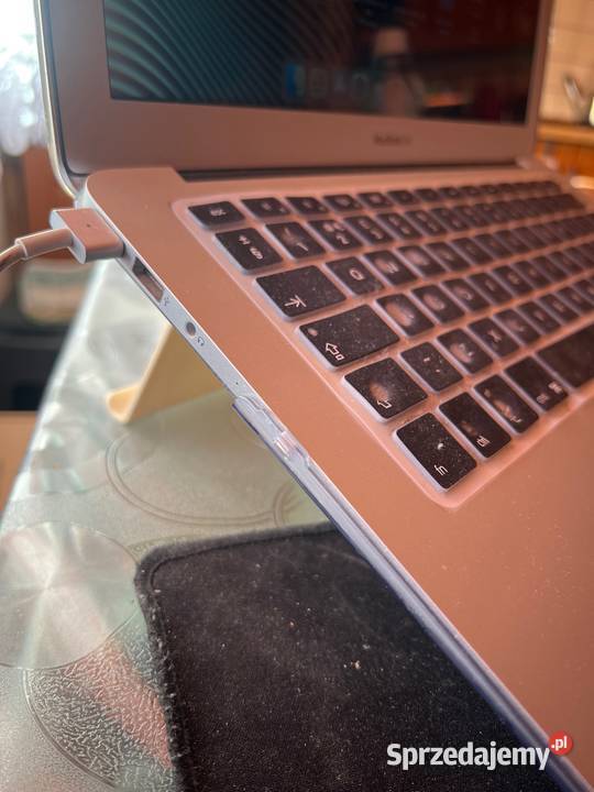 MacBook Air 13 Early 2015 SSD 128 RAM 8 16GHz i5 Intel Core i5 sprzedam