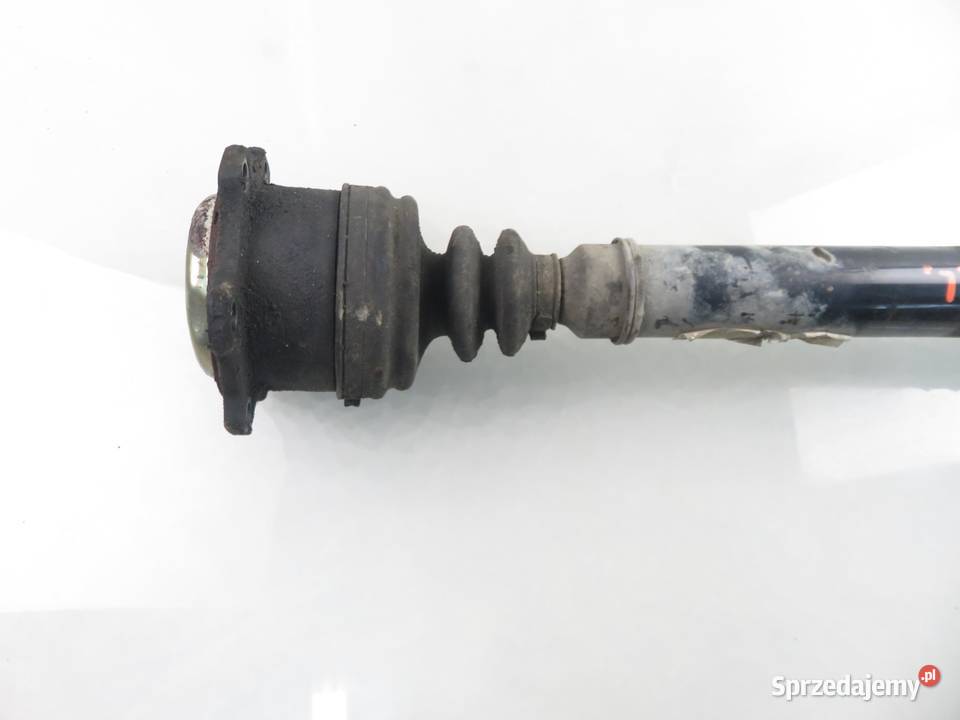 PÓŁOŚ LEWA PRZEDNIA VW PASSAT B5 19 TDI AVG