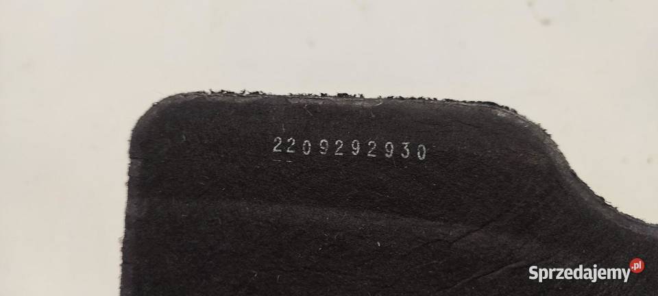 SKODA KAROQ OSŁONA TUNELU 3Q0825469 osobowe dolnośląskie