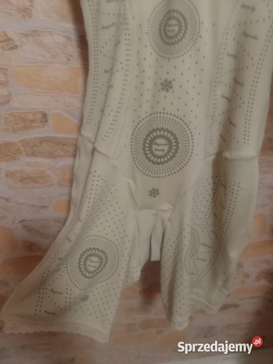 LXL Ekskluzywny kombinezon modelujący z Londynu