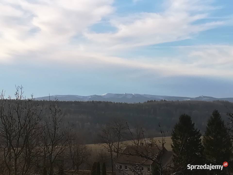 Dom drewniany przysłupowy z widokiem na Wleń