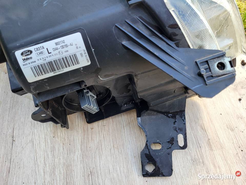 Ford Kuga II MK2 Lampa Przód lewa reflektor wielkopolskie Pobiedziska
