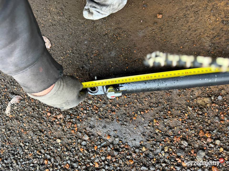Siłownik hydrauliczny dwustronnego działania Antonie